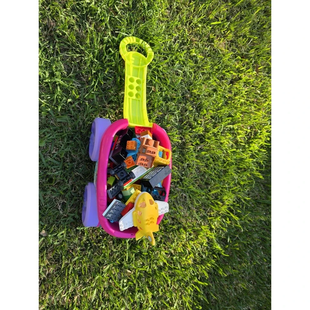 Fisher Price Mega Bloks Block Scooping Wagon Pink Purple Green Building Toy
